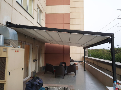 سقف متحرک دستی تراس