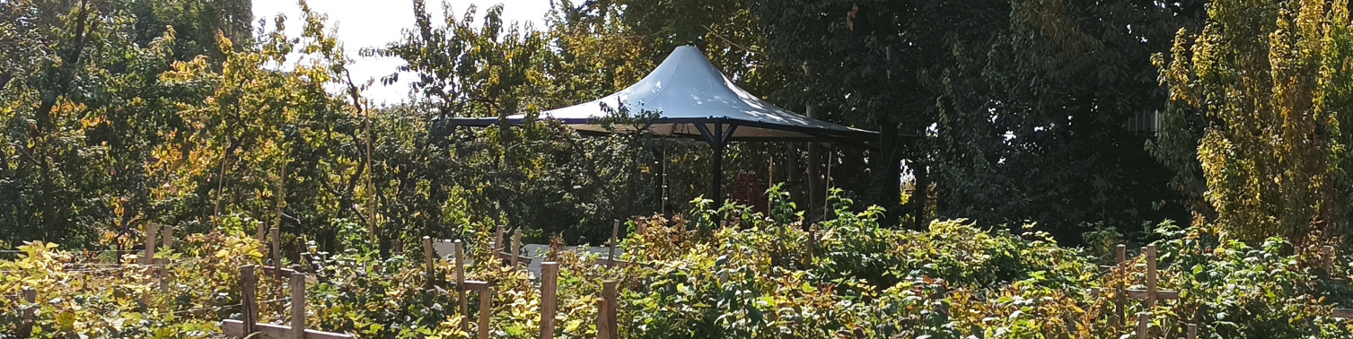 سقف چادری آلاچیق باغ